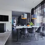 5 Bedroom Luxury In Cph * Copenaghen