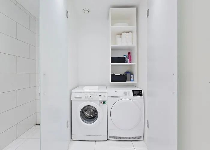 5 Bedroom Luxury In Cph